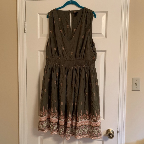 Torrid Smocked Challis Skater Dress Size 3 - Picture 3 of 6